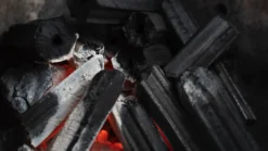 Roasted Sawdust Hexagon Charcoal Briketten Tubes 10 Kg -Grill Koning image 3