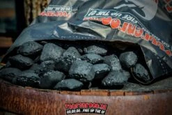 Vuur&Rook Hot Coconut Briketten Pillow Shape 10 Kg -Grill Koning image 69