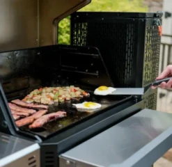 Masterbuilt Gravity Series™ 800 Digital Charcoal Griddle + Grill + Smoker -Grill Koning image 775
